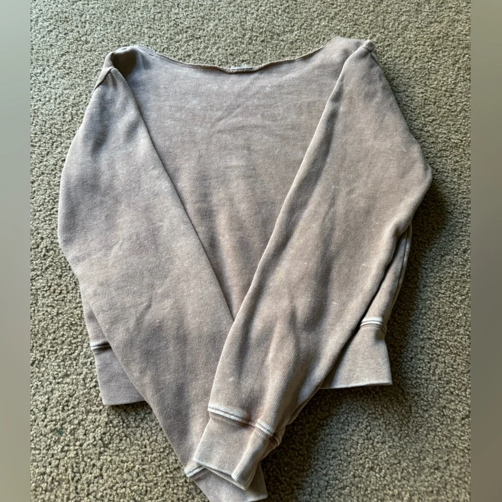 Pink crop top long sleeve - Picture 2 of 2